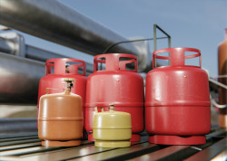 Diagnostiqueur immobilier pour contrôle de l'installation intérieure de gaz d'un logement